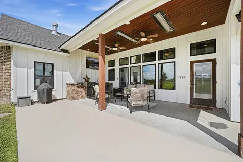 523 Dayspring Victoria TX 77904