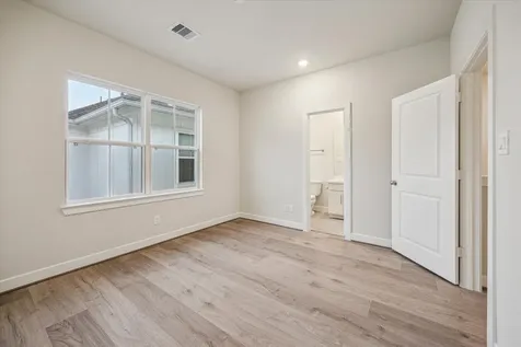 3067 Hicks Street Houston TX 77007