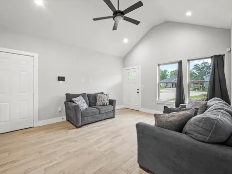 16322 Crockett Martin Estates Drive Conroe TX 77306
