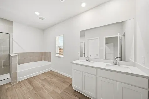 11418 Youngquist Drive Mont Belvieu TX 77535
