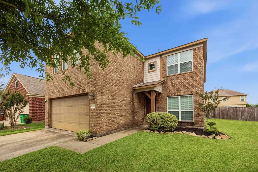 2602 Fawn Mountain Drive Fresno TX 77545