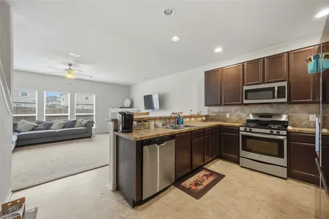 2602 Fawn Mountain Drive Fresno TX 77545