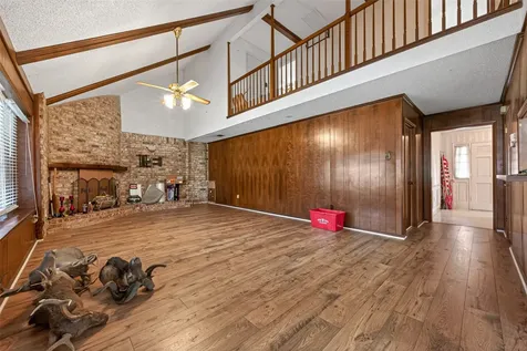5918 Lodge Creek Drive Houston TX 77066