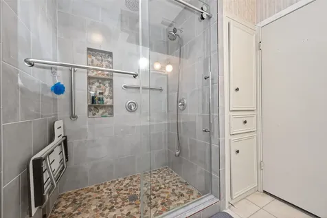 5918 Lodge Creek Drive Houston TX 77066