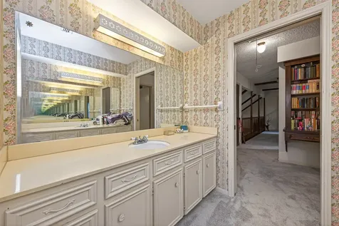 5918 Lodge Creek Drive Houston TX 77066