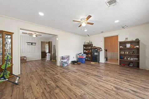 5918 Lodge Creek Drive Houston TX 77066