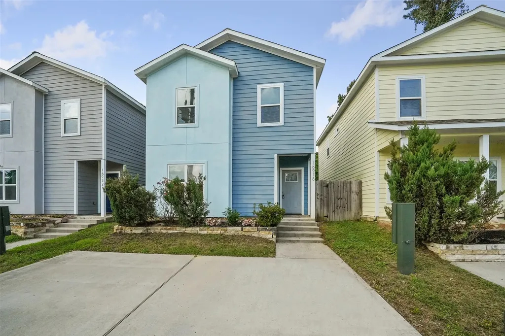 16918 Glenheath Montgomery TX 77316