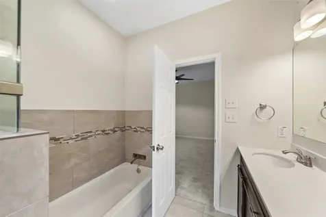 16918 Glenheath Montgomery TX 77316