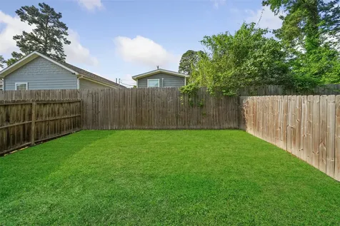 16918 Glenheath Montgomery TX 77316