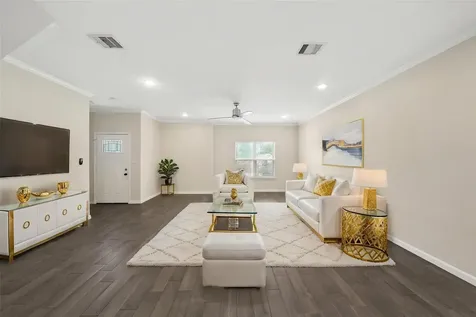 16918 Glenheath Montgomery TX 77316