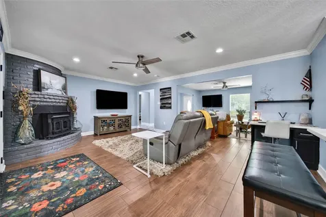 2668 S Woodloch Street Woodloch TX 77385