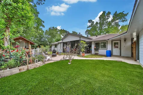 2668 S Woodloch Street Woodloch TX 77385