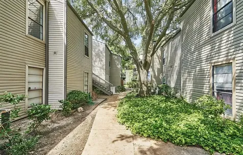 9707 Richmond Avenue 104 Houston TX 77042