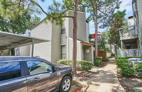 9707 Richmond Avenue 104 Houston TX 77042