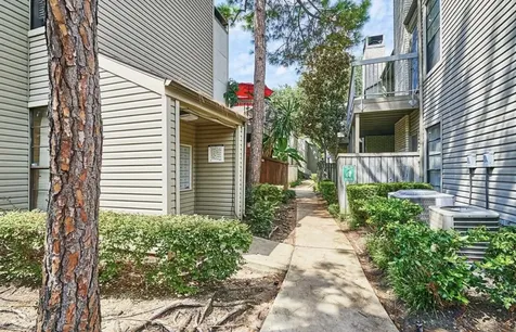9707 Richmond Avenue 104 Houston TX 77042
