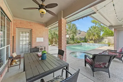 3006 Rothbury Drive Pearland TX 77584