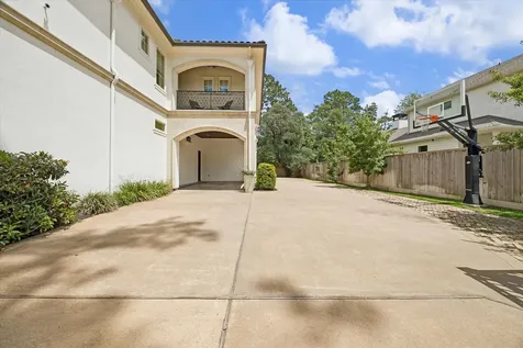 310 Tynebridge Lane Houston TX 77024