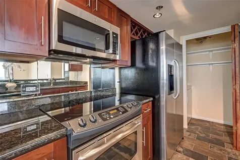 3525 Sage Road 1703 Houston TX 77056