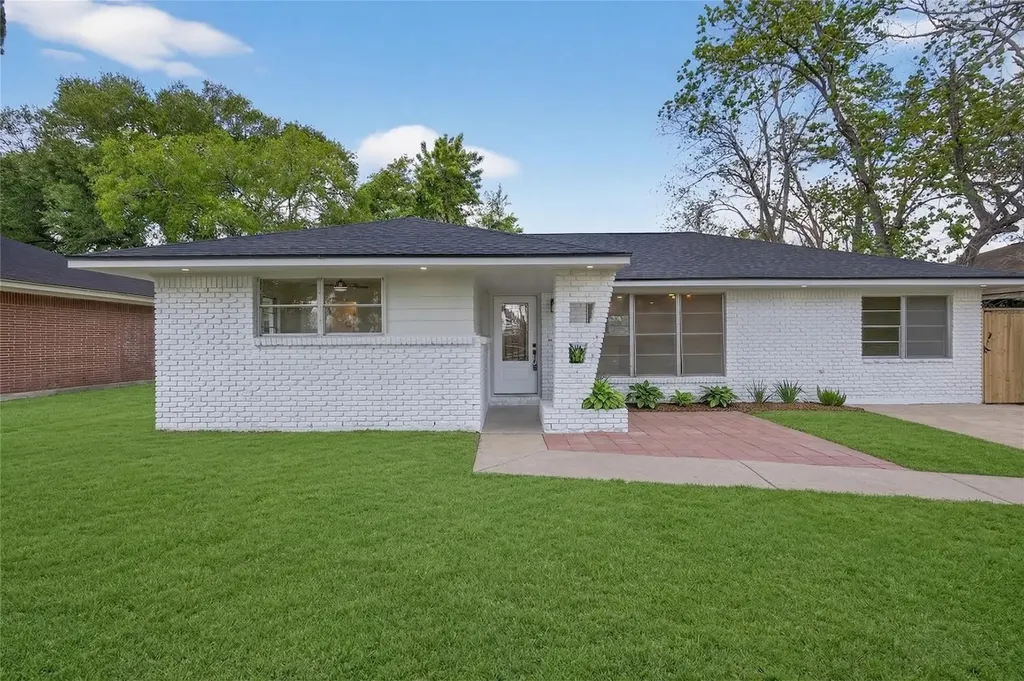 1726 Pecan Lane Stafford TX 77477