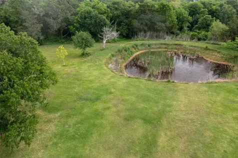 27 Cotton Bayou Circle Cove TX 77523