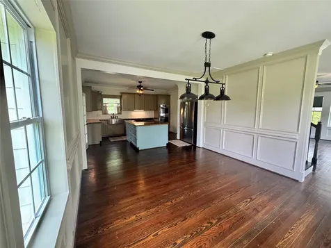 27 Cotton Bayou Circle Cove TX 77523