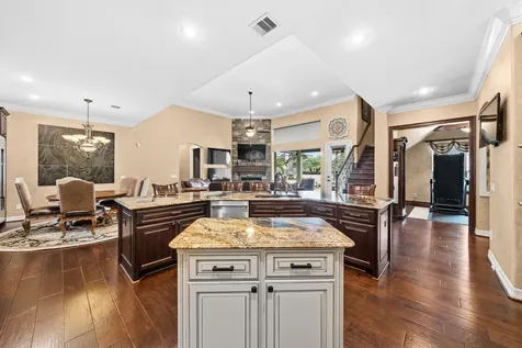 5127 Wheaton Park Drive Sugar Land TX 77479