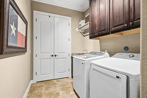 5127 Wheaton Park Drive Sugar Land TX 77479