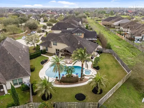 5127 Wheaton Park Drive Sugar Land TX 77479