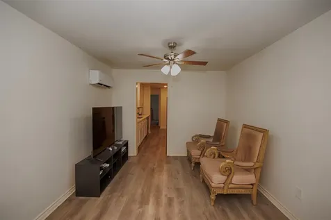 2802 Canfield Street Houston TX 77004
