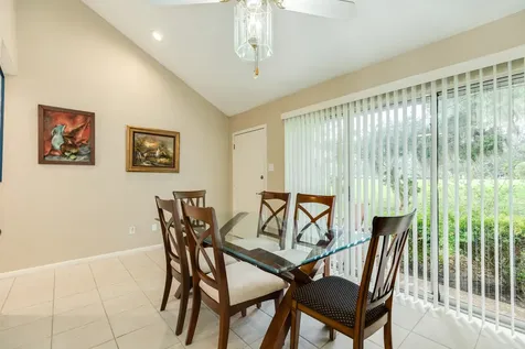 1808 Veranda Drive West Columbia TX 77486