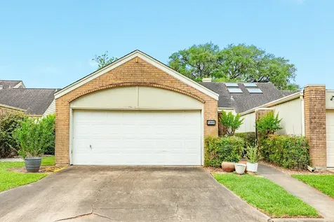 1808 Veranda Drive West Columbia TX 77486