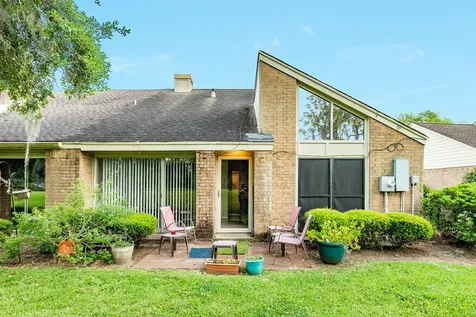 1808 Veranda Drive West Columbia TX 77486