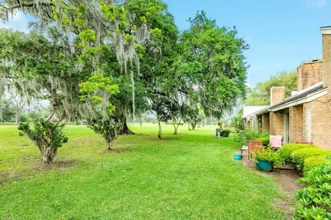 1808 Veranda Drive West Columbia TX 77486