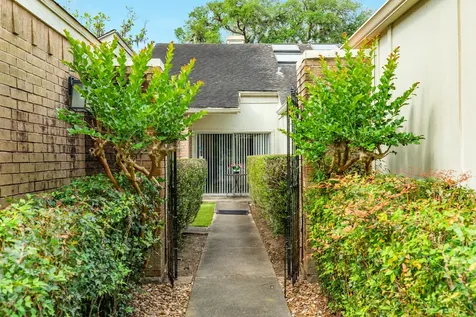 1808 Veranda Drive West Columbia TX 77486