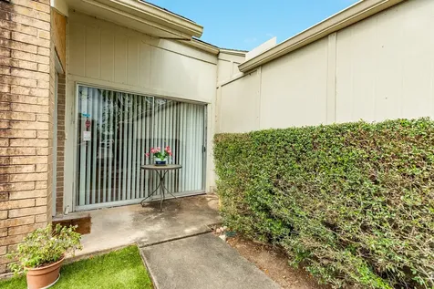 1808 Veranda Drive West Columbia TX 77486