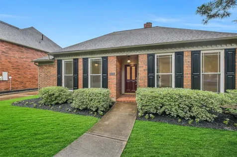 2105 Winged Foot Drive League City TX 77573