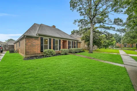 2105 Winged Foot Drive League City TX 77573