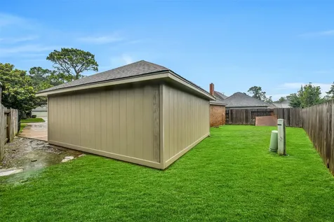 2105 Winged Foot Drive League City TX 77573