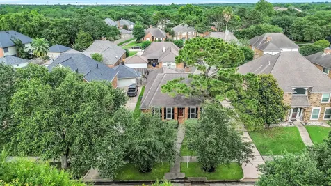 2105 Winged Foot Drive League City TX 77573