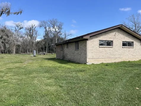 419 Lee Avenue Jones Creek TX 77541
