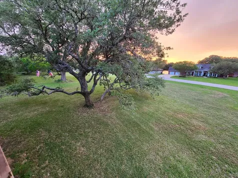 583 Lakeshore Drive Victoria TX 77905