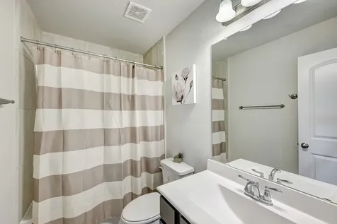 2113 Paul Quinn Street Houston TX 77091