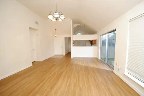 6443 Marinwood Houston TX 77053