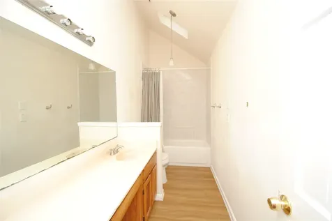 6443 Marinwood Houston TX 77053