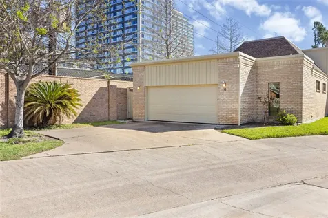 15600 Barkers Landing Road 14 Houston TX 77079