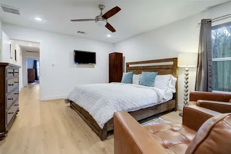 4009 Woodshire Street Houston TX 77025