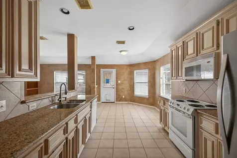 4922 Lawson Lake Lane Richmond TX 77407