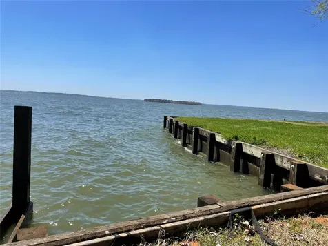 560 & 566 Weavers Cove Livingston TX 77351