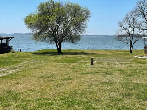 560 & 566 Weavers Cove Livingston TX 77351