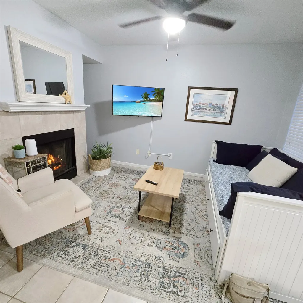 3506 Cove View Boulevard 1313 Galveston TX 77554